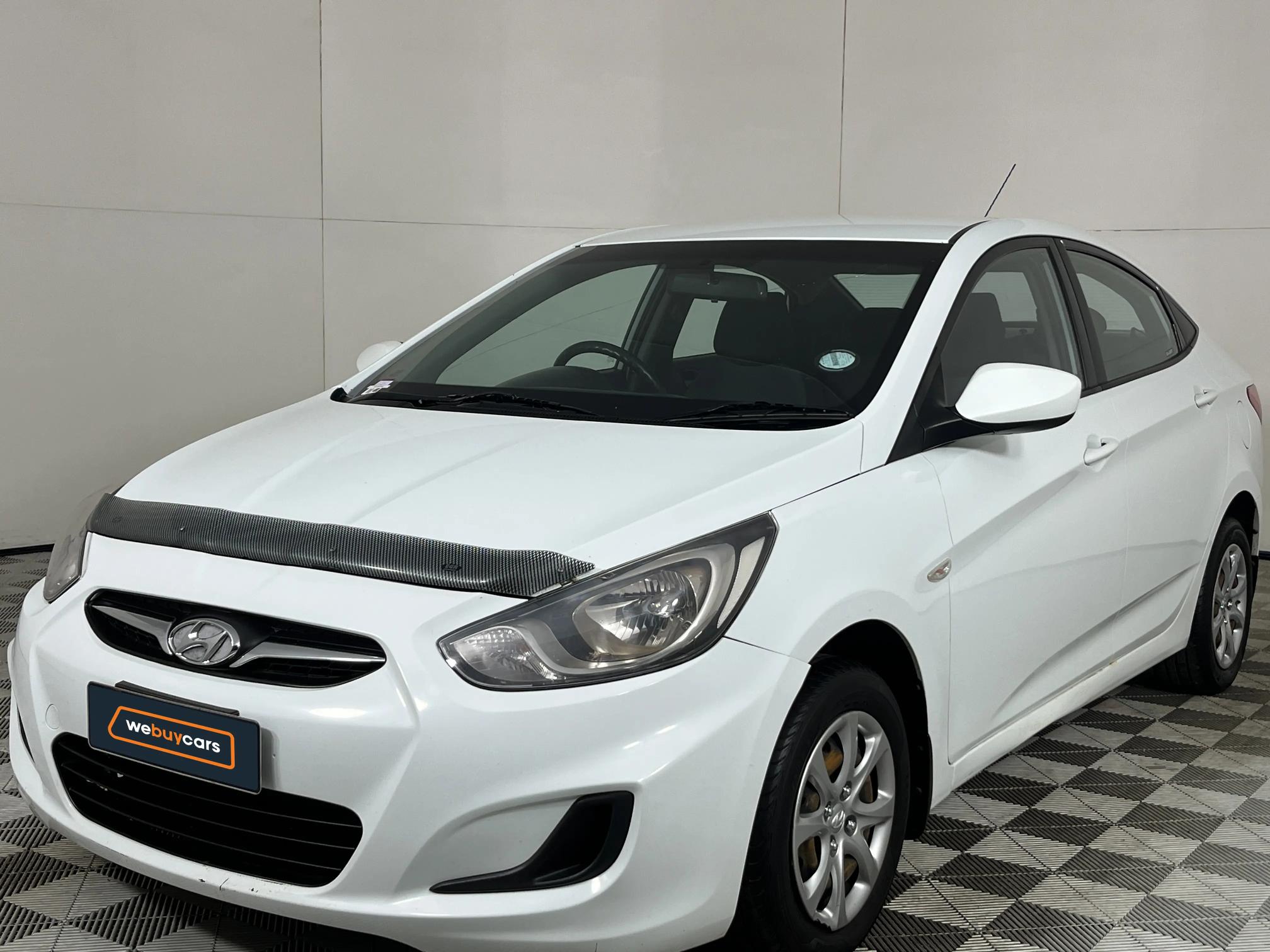 Used 2014 Hyundai Accent sedan 1.6 Motion