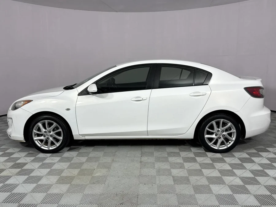 Used 2012 Mazda Mazda3 sedan 1.6 Dynamic - WeBuyCars Gqeberha