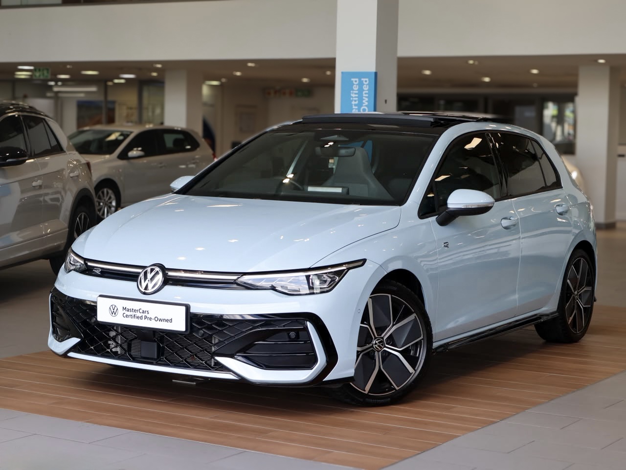 Used 2026 Volkswagen Golf 1.4TSI R-Line Plus