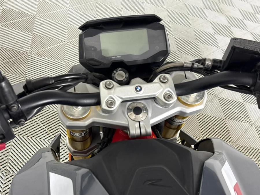 Used 2022 BMW C G 310 R Style Sport - WeBuyCars Silverlakes Used 2022 BMW C G 310 R Style Sport - WeBuyCars Silverlakes
