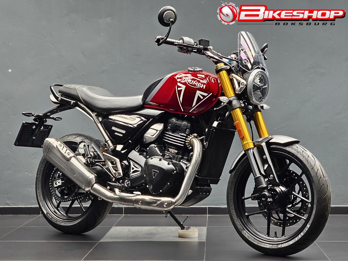 Used 2025 Triumph STREET 400
