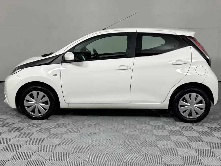 Used 2016 Toyota Aygo 1.0 - WeBuyCars Vereeniging Used 2016 Toyota Aygo 1.0 - WeBuyCars Vereeniging