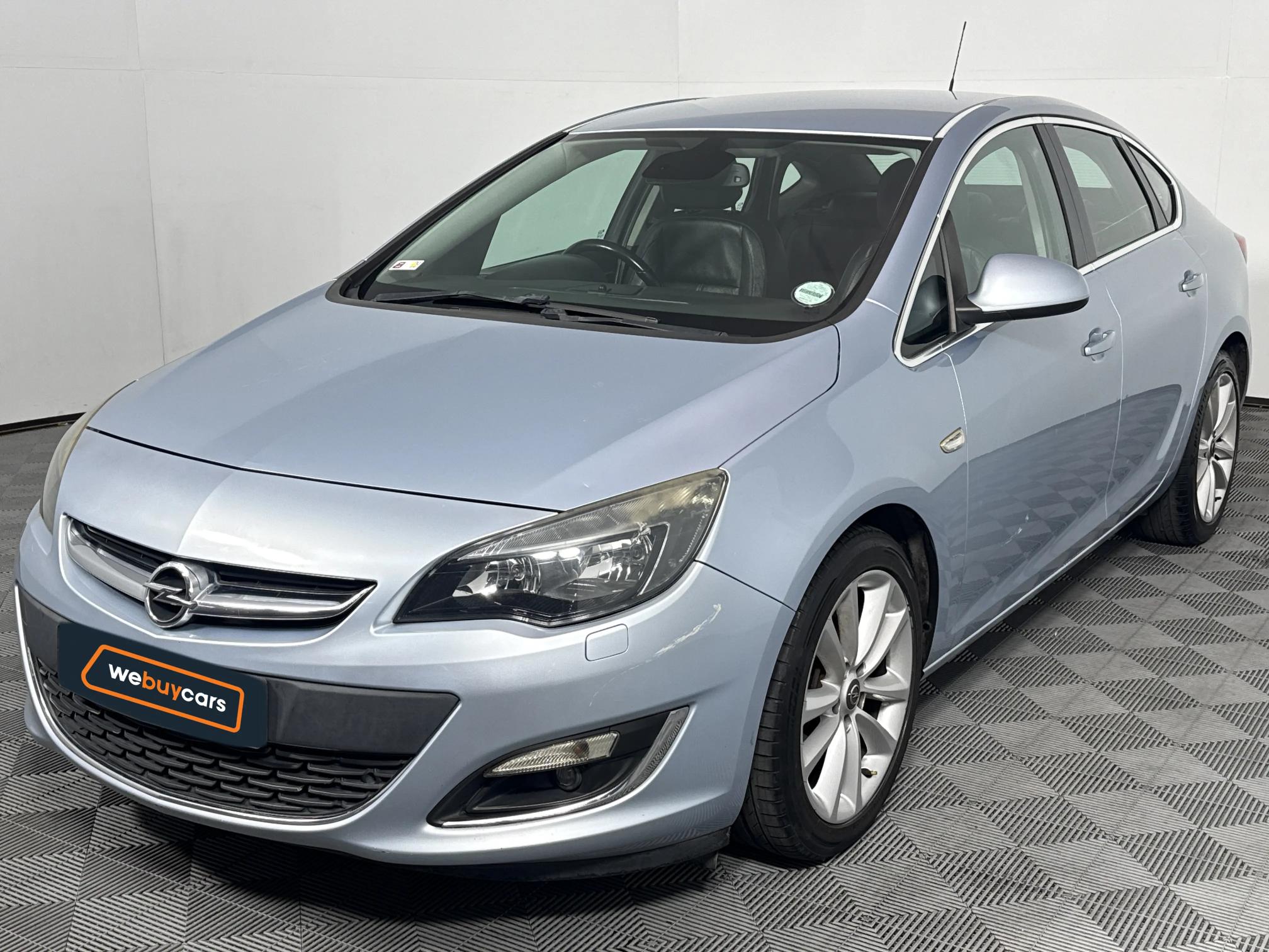 Used 2016 Opel Astra sedan 1.6 Turbo Cosmo