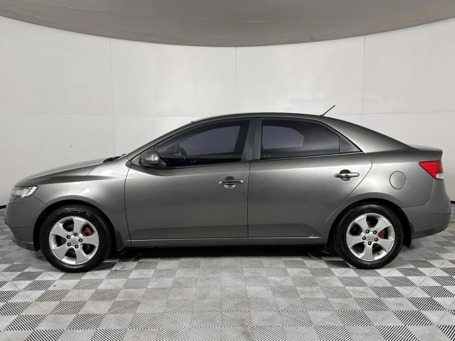 Used 2010 Kia Cerato sedan 1.6 EX - WeBuyCars Riverhorse
