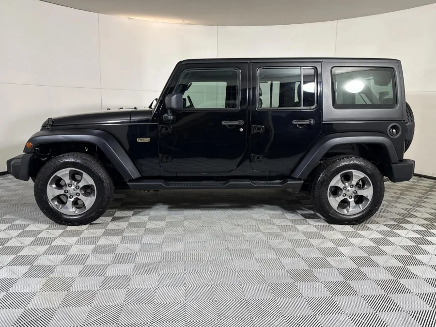 Used 2013 Jeep Wrangler Unlimited 3.6L Rubicon X - WeBuyCars Midstream Used 2013 Jeep Wrangler Unlimited 3.6L Rubicon X - WeBuyCars Midstream