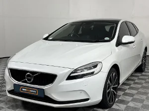 Used 2017 Volvo V40 T3 Momentum auto