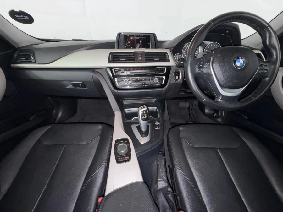 Used 2016 BMW 3 Series 318i auto - WeBuyCars Durban Used 2016 BMW 3 Series 318i auto - WeBuyCars Durban