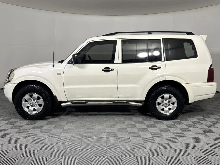Used 2006 Mitsubishi Pajero 5-door 3.2DI-D GLX - WeBuyCars Montana Used 2006 Mitsubishi Pajero 5-door 3.2DI-D GLX - WeBuyCars Montana
