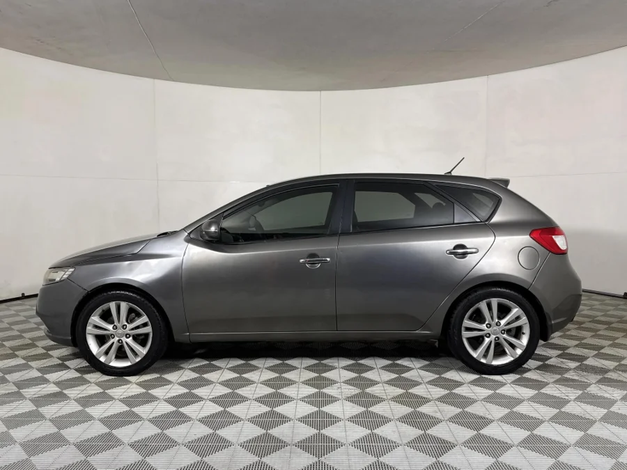 Used 2012 Kia Cerato hatch 2.0 SX - WeBuyCars JHB South Used 2012 Kia Cerato hatch 2.0 SX - WeBuyCars JHB South