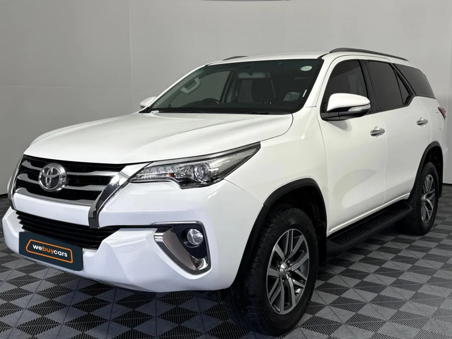 Used 2017 Toyota Fortuner 2.8GD-6 auto - WeBuyCars Midstream Used 2017 Toyota Fortuner 2.8GD-6 auto - WeBuyCars Midstream