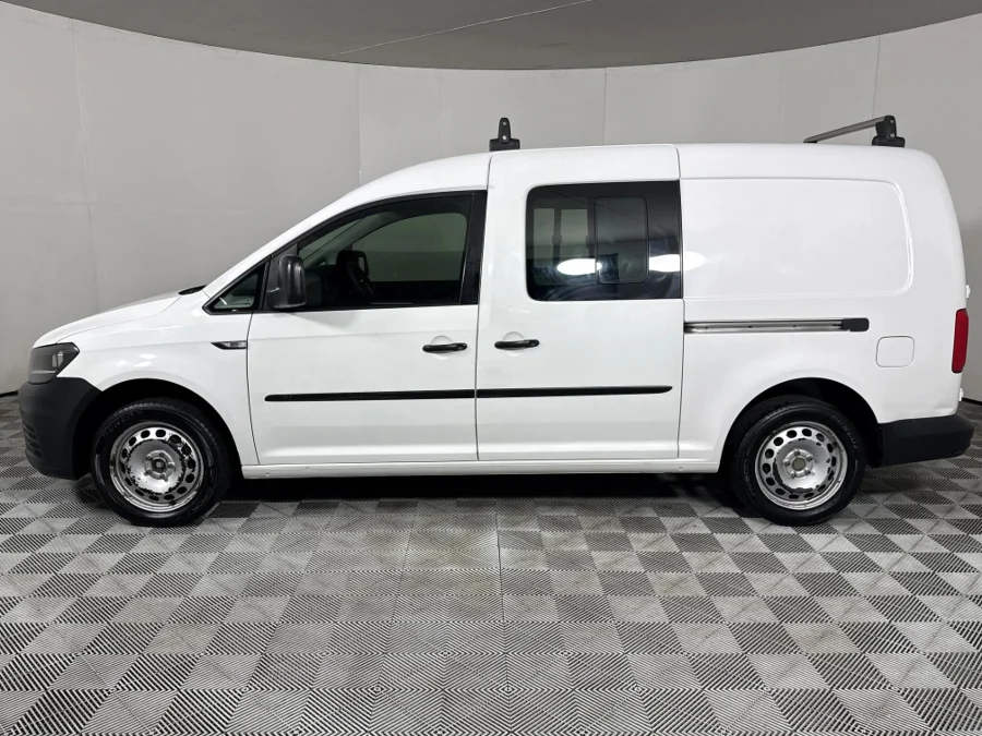 Used 2017 Volkswagen Caddy Maxi 2.0TDI crew bus - WeBuyCars The Dome Used 2017 Volkswagen Caddy Maxi 2.0TDI crew bus - WeBuyCars The Dome