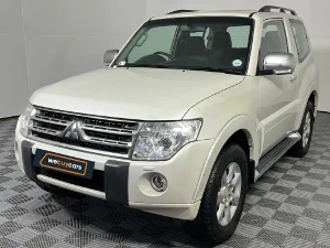 Used 2010 Mitsubishi Pajero 3-door 3.8 GLS Used 2010 Mitsubishi Pajero 3-door 3.8 GLS
