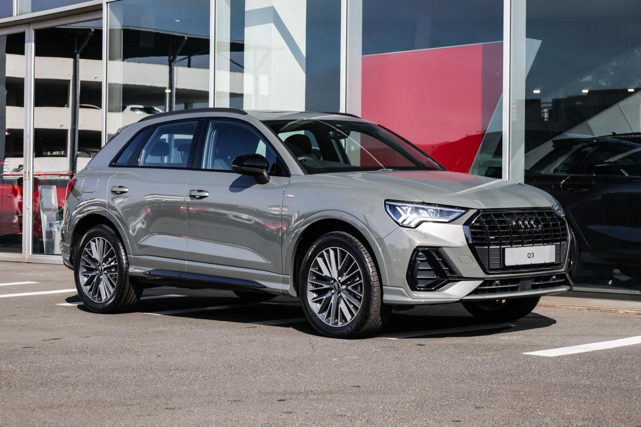 New 2026 Audi Q3 35TDI Black Edition