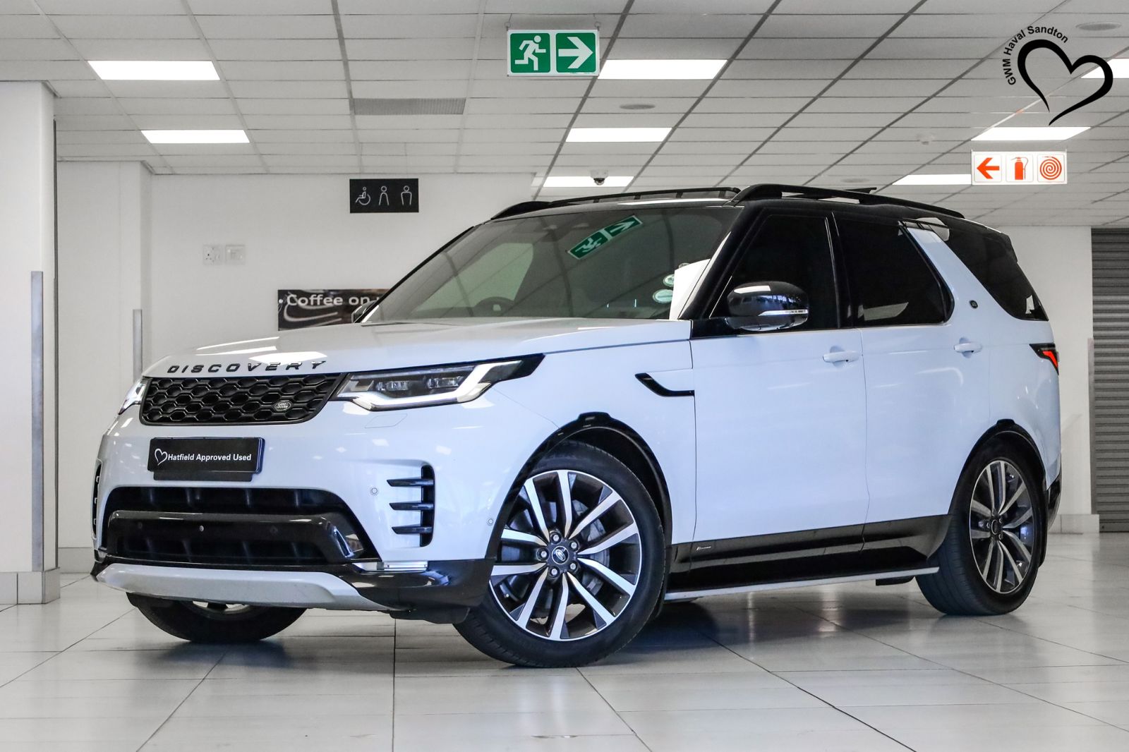 Used 2021 Land Rover Discovery D300 Dynamic SE