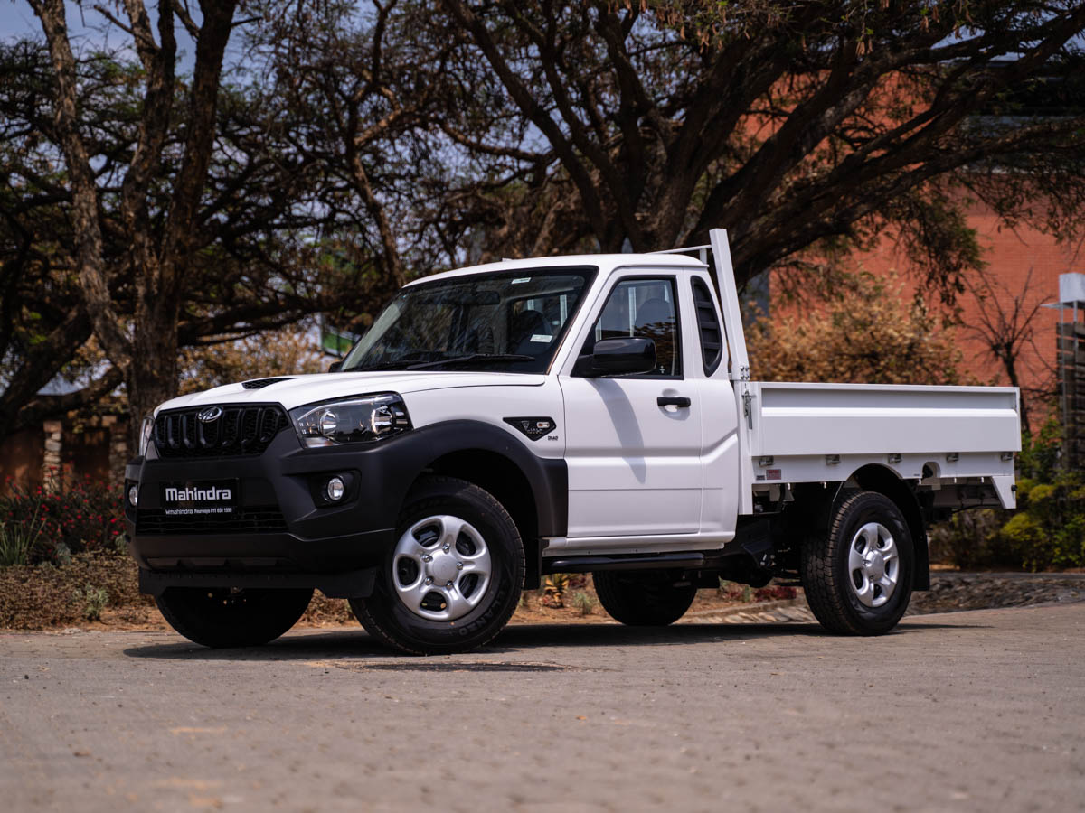 New 2026 Mahindra Pik Up 2.2CRDe single cab dropside S4