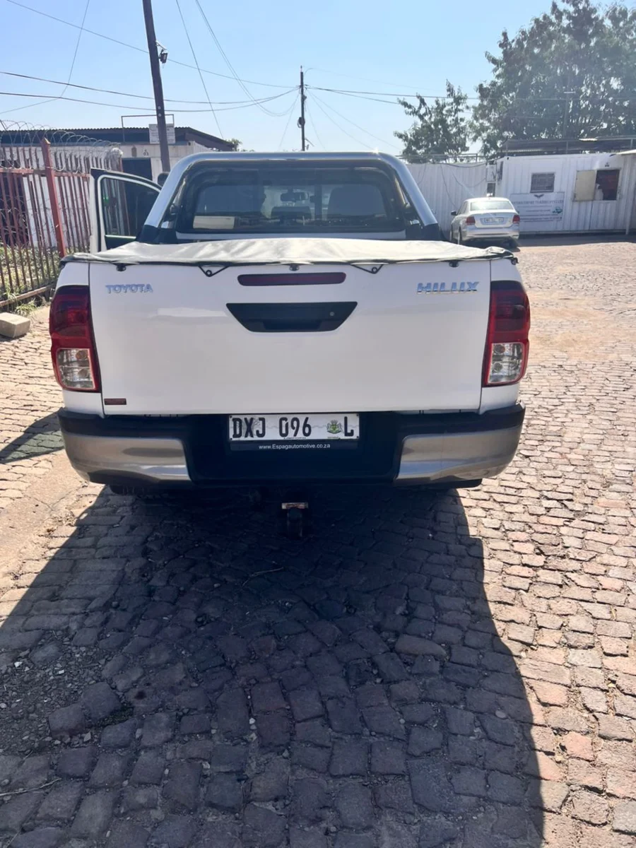 New 2018 Toyota Hilux 2.4GD-6 double cab 4x4 Raider X manual - Private Seller
