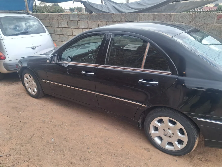 Used 2003 Mercedes-Benz C-Class C180 - Private Seller