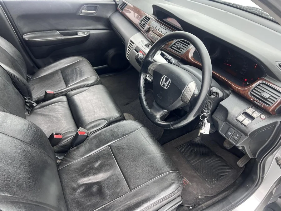 Used 2006 Honda FR-V 2.0 - EBK Auto Used 2006 Honda FR-V 2.0 - EBK Auto