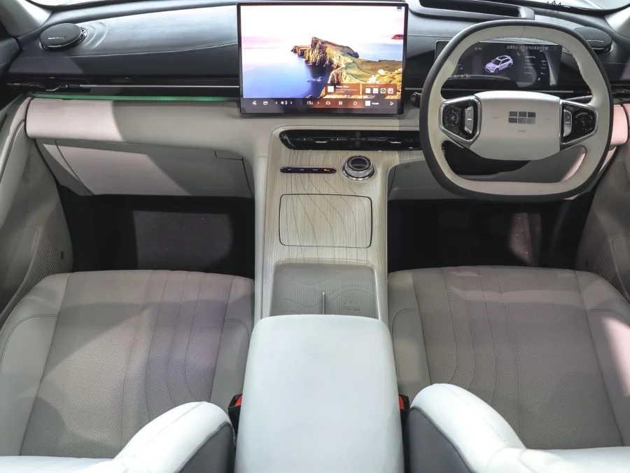 New 2026 Geely E5 EM-i Apex - Geely Sandton New