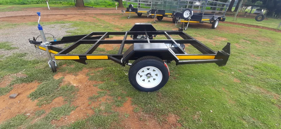 Apex Ultimate Trailers 2.4 meter x 1.5 meter Skeletal Trailer - Apex Ultimate Trailers Apex Ultimate Trailers 2.4 meter x 1.5 meter Skeletal Trailer - Apex Ultimate Trailers
