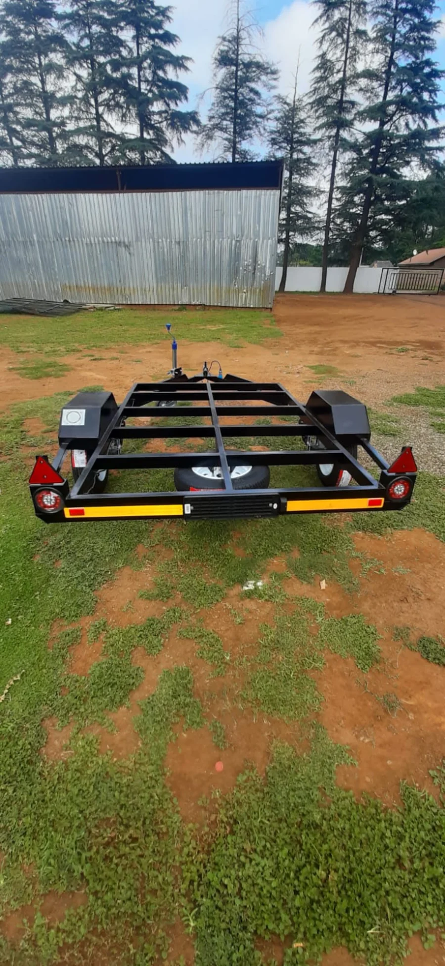 Apex Ultimate Trailers 2.4 meter x 1.5 meter Skeletal Trailer - Apex Ultimate Trailers Apex Ultimate Trailers 2.4 meter x 1.5 meter Skeletal Trailer - Apex Ultimate Trailers