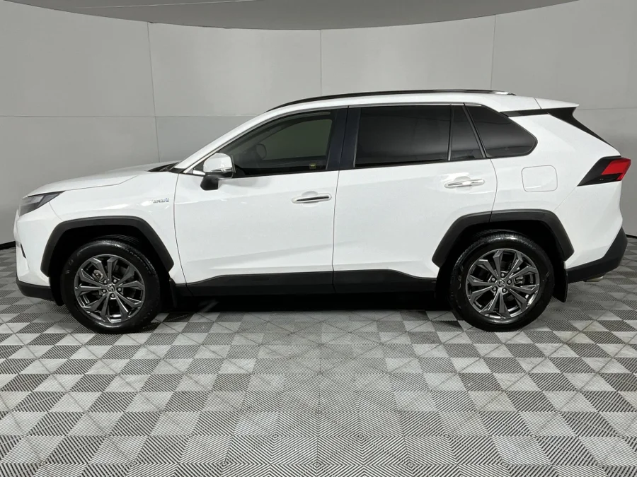Used 2022 Toyota RAV4 2.5 Hybrid VX E-Four - WeBuycars East London Used 2022 Toyota RAV4 2.5 Hybrid VX E-Four - WeBuycars East London