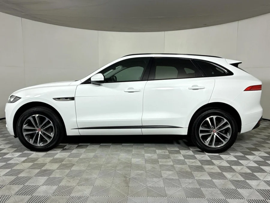 Used 2017 Jaguar F-Pace 25d AWD Chequered Flag - WeBuyCars Riverhorse Used 2017 Jaguar F-Pace 25d AWD Chequered Flag - WeBuyCars Riverhorse