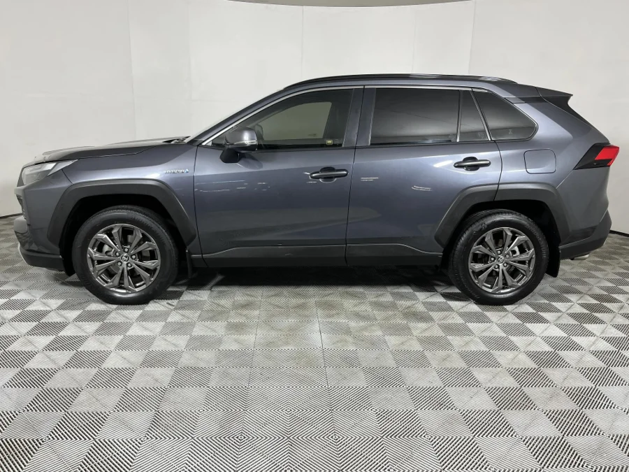 Used 2023 Toyota RAV4 2.5 Hybrid GX-R E-Four - WeBuyCars The Dome Used 2023 Toyota RAV4 2.5 Hybrid GX-R E-Four - WeBuyCars The Dome