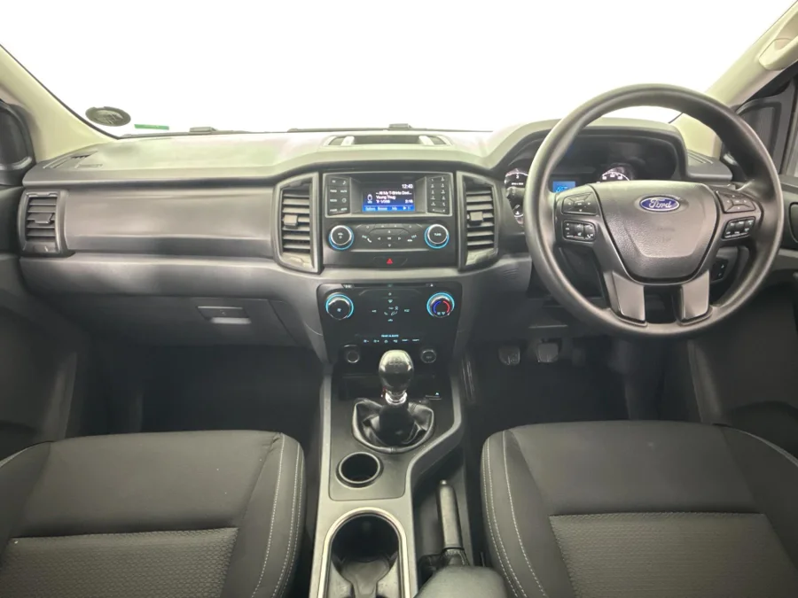Used 2017 Ford Everest 2.2TDCi XLS - WeBuyCars Richmond Used 2017 Ford Everest 2.2TDCi XLS - WeBuyCars Richmond