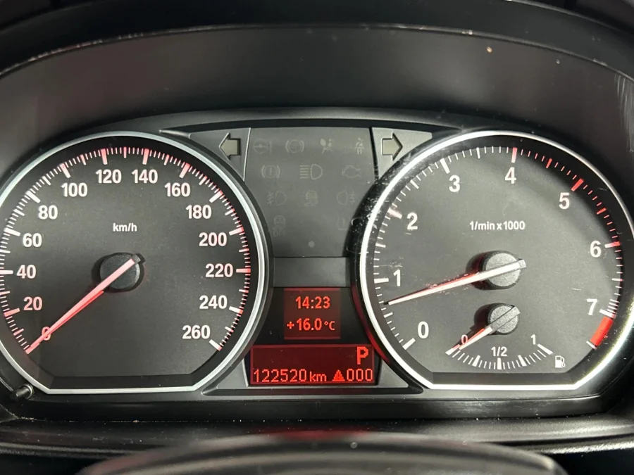Used 2011 BMW 1 Series 125i convertible auto - WeBuyCars Richmond