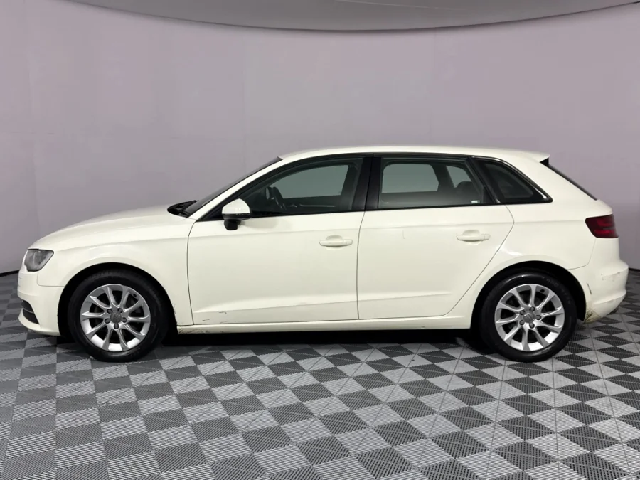 Used 2013 Audi A3 Sportback 1.4TFSI S auto - WeBuyCars Lansdowne