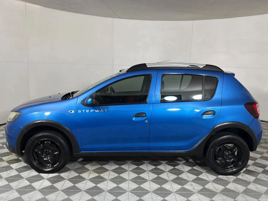 Used 2014 Renault Sandero Stepway 66kW turbo - WeBuyCars JHB South Used 2014 Renault Sandero Stepway 66kW turbo - WeBuyCars JHB South