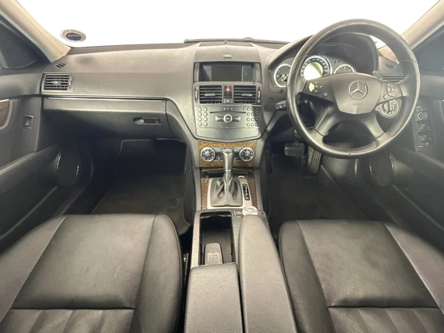 Used 2009 Mercedes-Benz C-Class C220CDI estate Elegance Touchshift - WeBuyCars Lansdowne Used 2009 Mercedes-Benz C-Class C220CDI estate Elegance Touchshift - WeBuyCars Lansdowne
