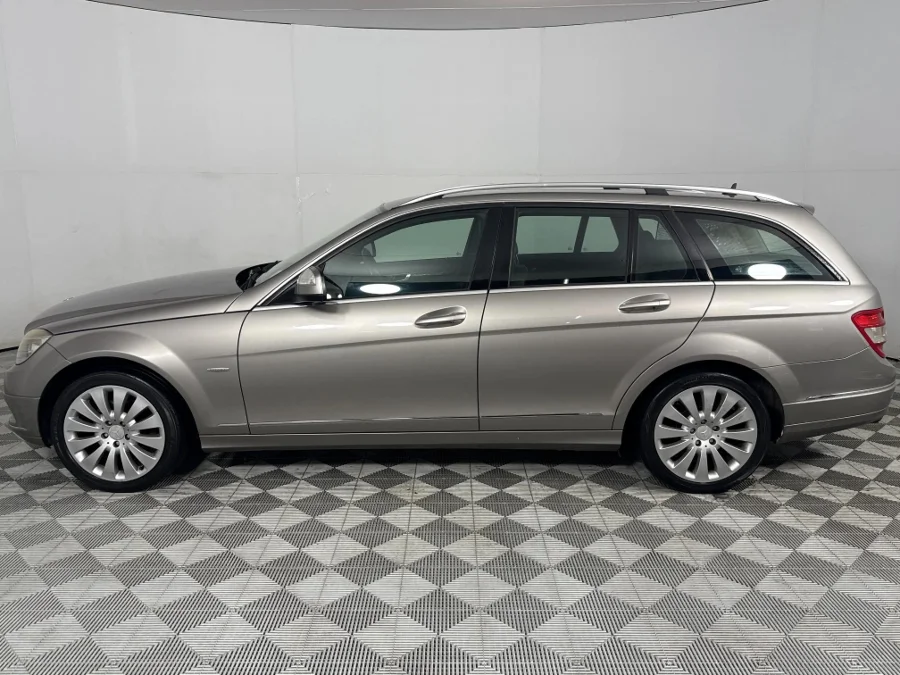 Used 2009 Mercedes-Benz C-Class C220CDI estate Elegance Touchshift - WeBuyCars Lansdowne Used 2009 Mercedes-Benz C-Class C220CDI estate Elegance Touchshift - WeBuyCars Lansdowne