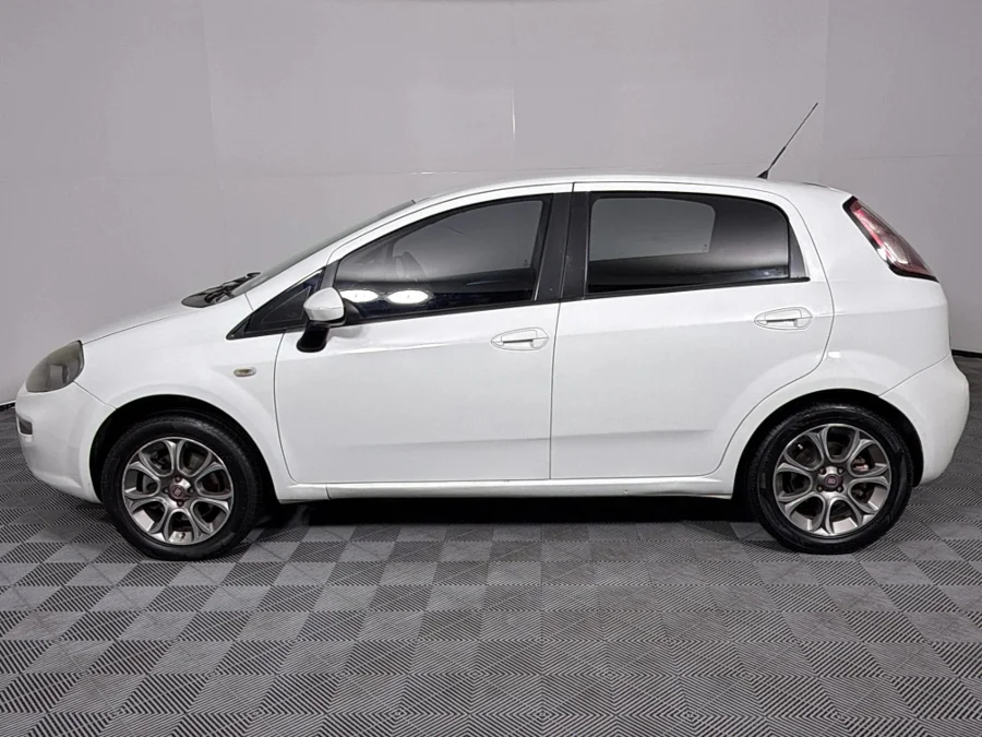 Used 2014 Fiat Punto 1.4T MultiAir Lounge - WeBuyCars Witbank Used 2014 Fiat Punto 1.4T MultiAir Lounge - WeBuyCars Witbank