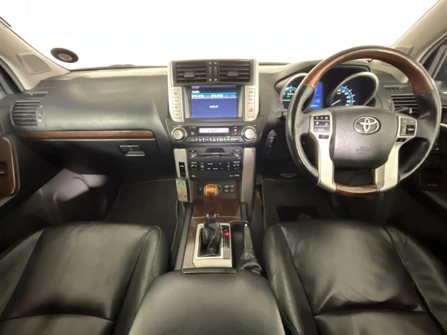 Used 2011 Toyota Land Cruiser Prado 3.0DT VX - WeBuyCars The Dome Used 2011 Toyota Land Cruiser Prado 3.0DT VX - WeBuyCars The Dome