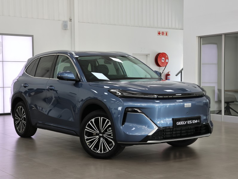 New 2025 Geely E5 EM-i Apex