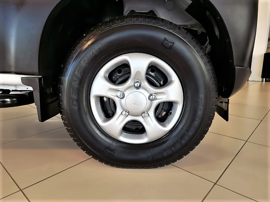 New 2026 Mahindra Pik Up 2.2CRDe single cab S4 - Renault Amanzimtoti New New 2026 Mahindra Pik Up 2.2CRDe single cab S4 - Renault Amanzimtoti New