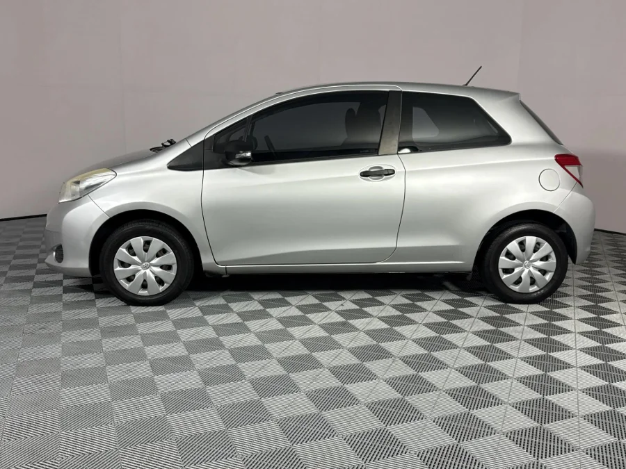Used 2013 Toyota Yaris 3-door 1.0 Xi - WeBuyCars Brackenfell Cape Town Used 2013 Toyota Yaris 3-door 1.0 Xi - WeBuyCars Brackenfell Cape Town
