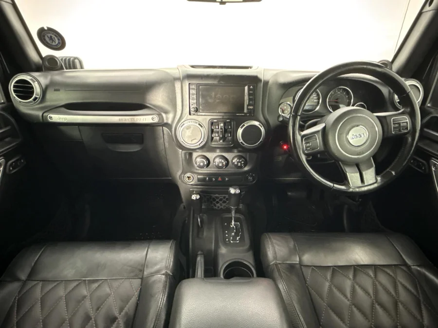 Used 2013 Jeep Wrangler Unlimited 3.6L Rubicon X - WeBuyCars Germiston