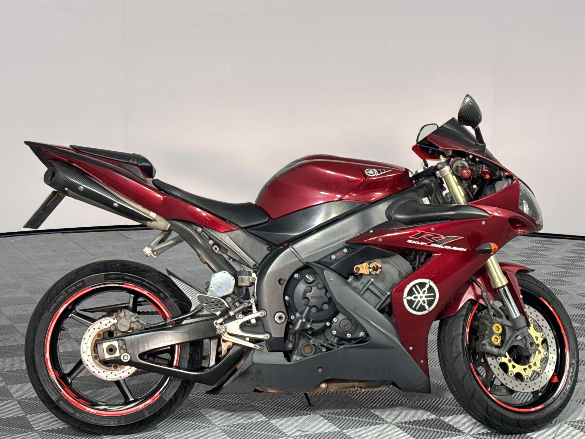 Used 2004 Yamaha YZF R1