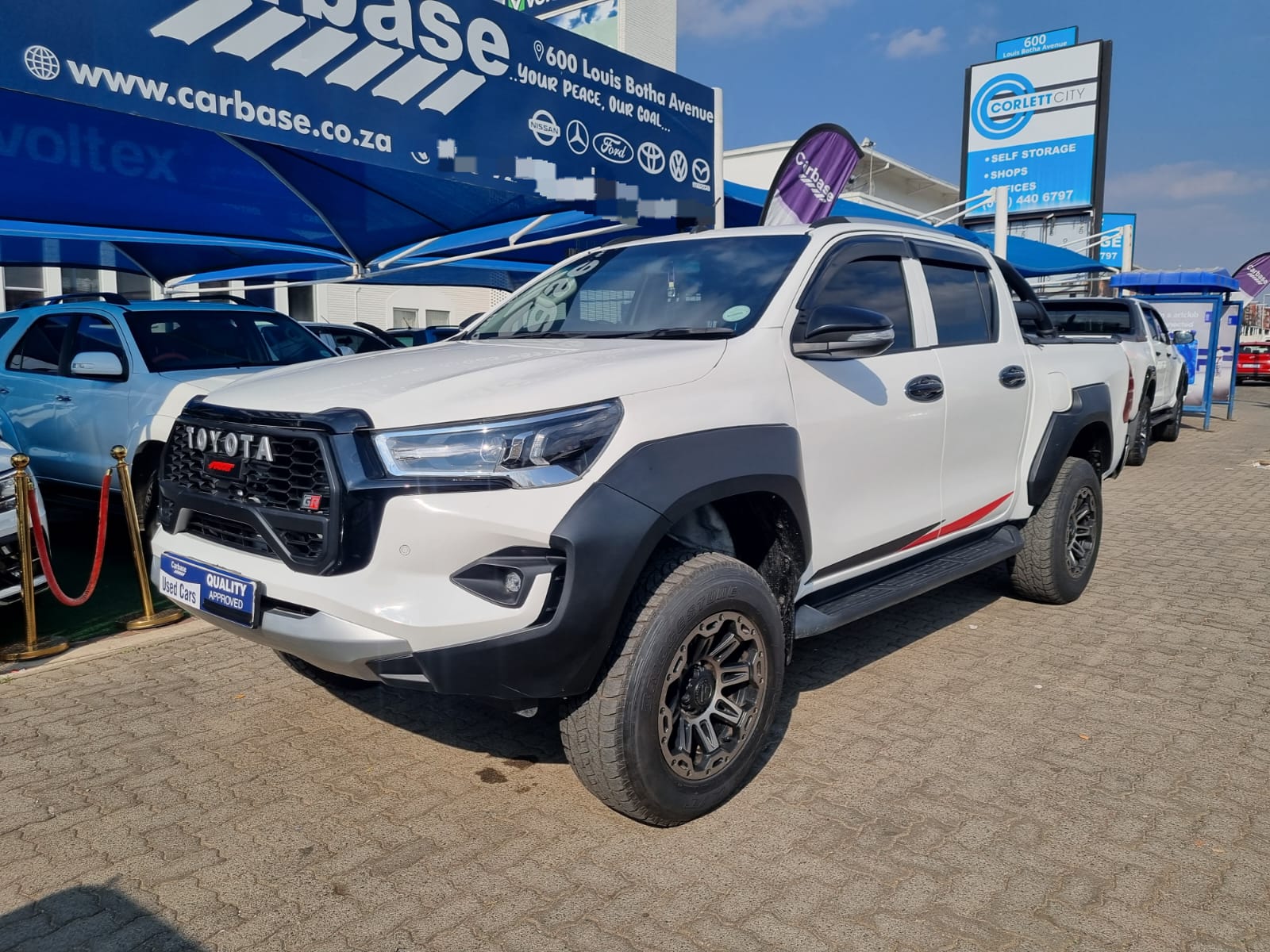 Used 2025 Toyota Hilux 2.4GD-6 double cab SR