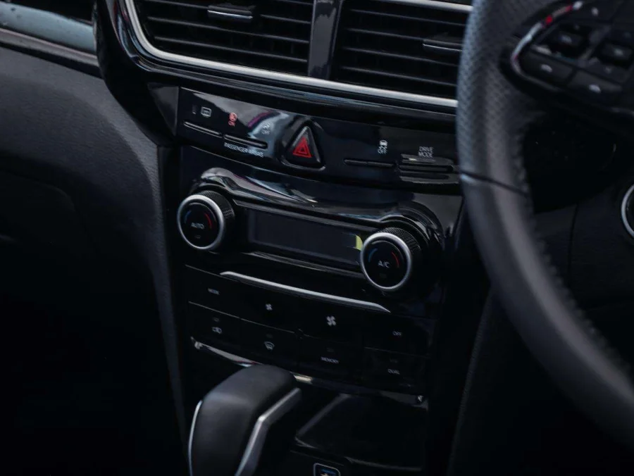 New 2026 Mahindra XUV 3XO 1.2T AX5 auto - Mahindra Woodmead New New 2026 Mahindra XUV 3XO 1.2T AX5 auto - Mahindra Woodmead New