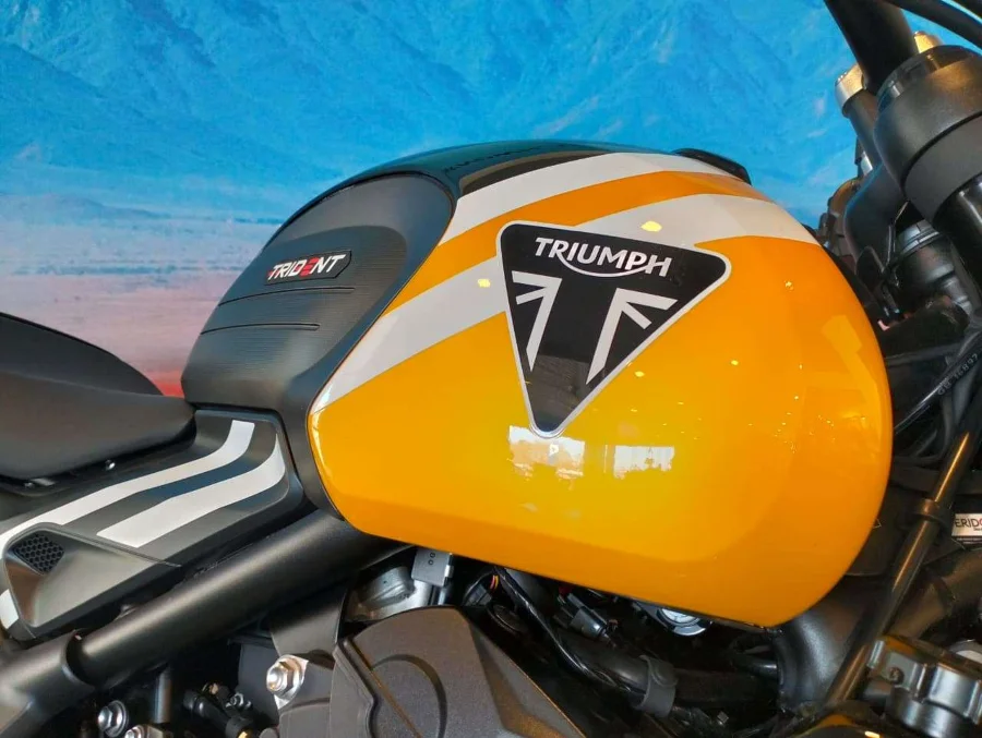 Triumph Trident 660 - Triumph Centurion