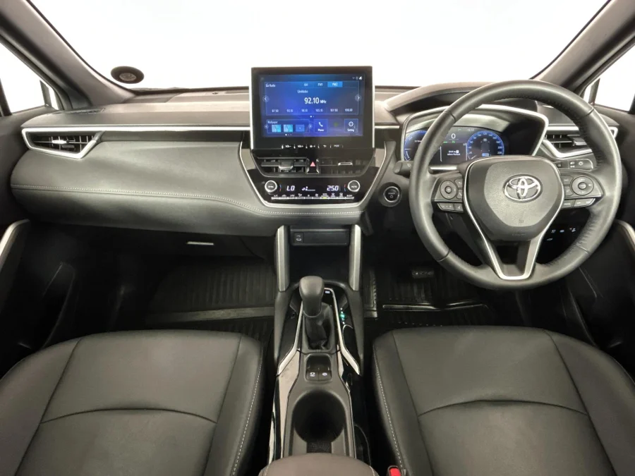Used 2025 Toyota Corolla Cross 1.8 HEV XR - WeBuyCars Richmond