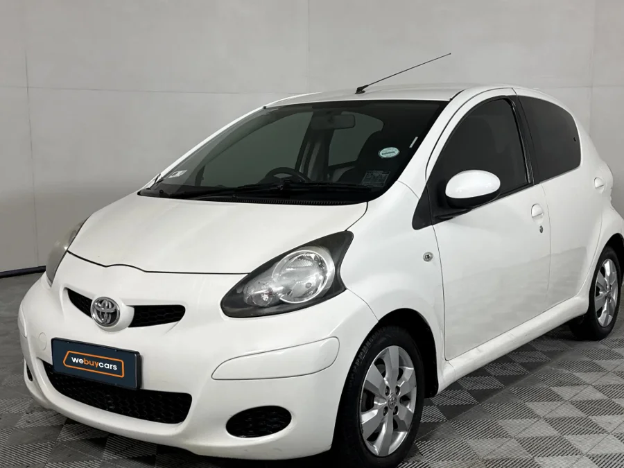 Used 2011 Toyota Aygo 1.0 Wild - WeBuyCars JHB South Used 2011 Toyota Aygo 1.0 Wild - WeBuyCars JHB South