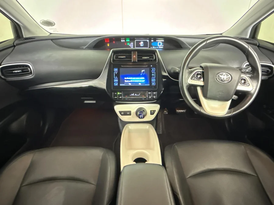 Used 2017 Toyota Prius Hybrid - WeBuyCars Midstream Used 2017 Toyota Prius Hybrid - WeBuyCars Midstream