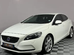 Used 2013 Volvo V40 T3 Excel