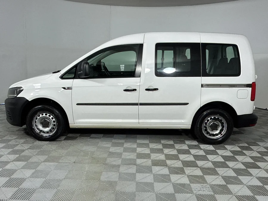Used 2020 Volkswagen Caddy 2.0TDI crew bus - WeBuyCars Silverlakes Used 2020 Volkswagen Caddy 2.0TDI crew bus - WeBuyCars Silverlakes