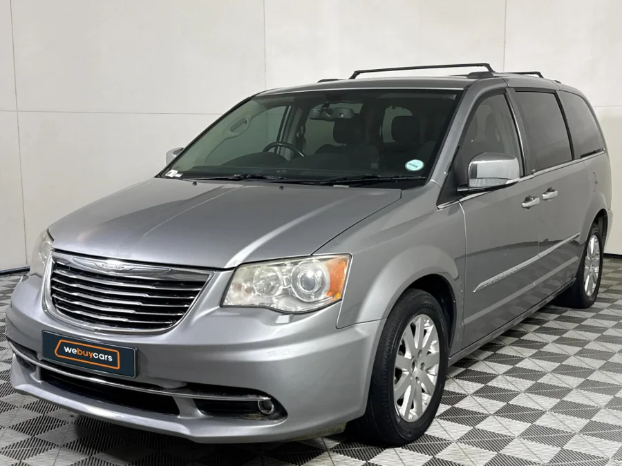 Used 2013 Chrysler Grand Voyager 3.8 Limited - WeBuyCars Midstream Used 2013 Chrysler Grand Voyager 3.8 Limited - WeBuyCars Midstream